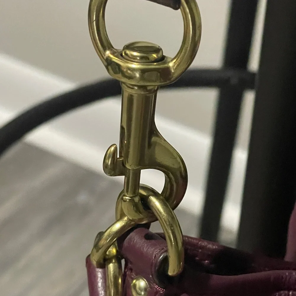 Coach Avery Burgundy Leather Bucket Bag - Picture 8 of 9